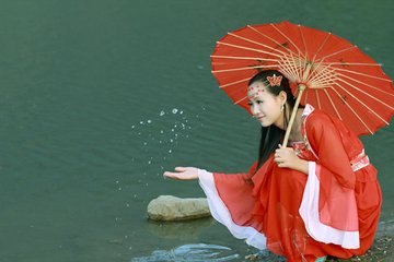 那一夜的红唇经历完整版本